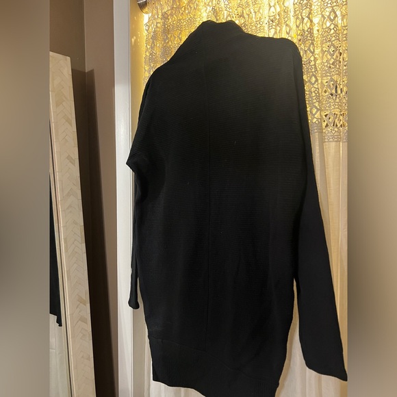 Lululemon: Call for Cozy Dress: Black: 8 - Picture 3 of 3